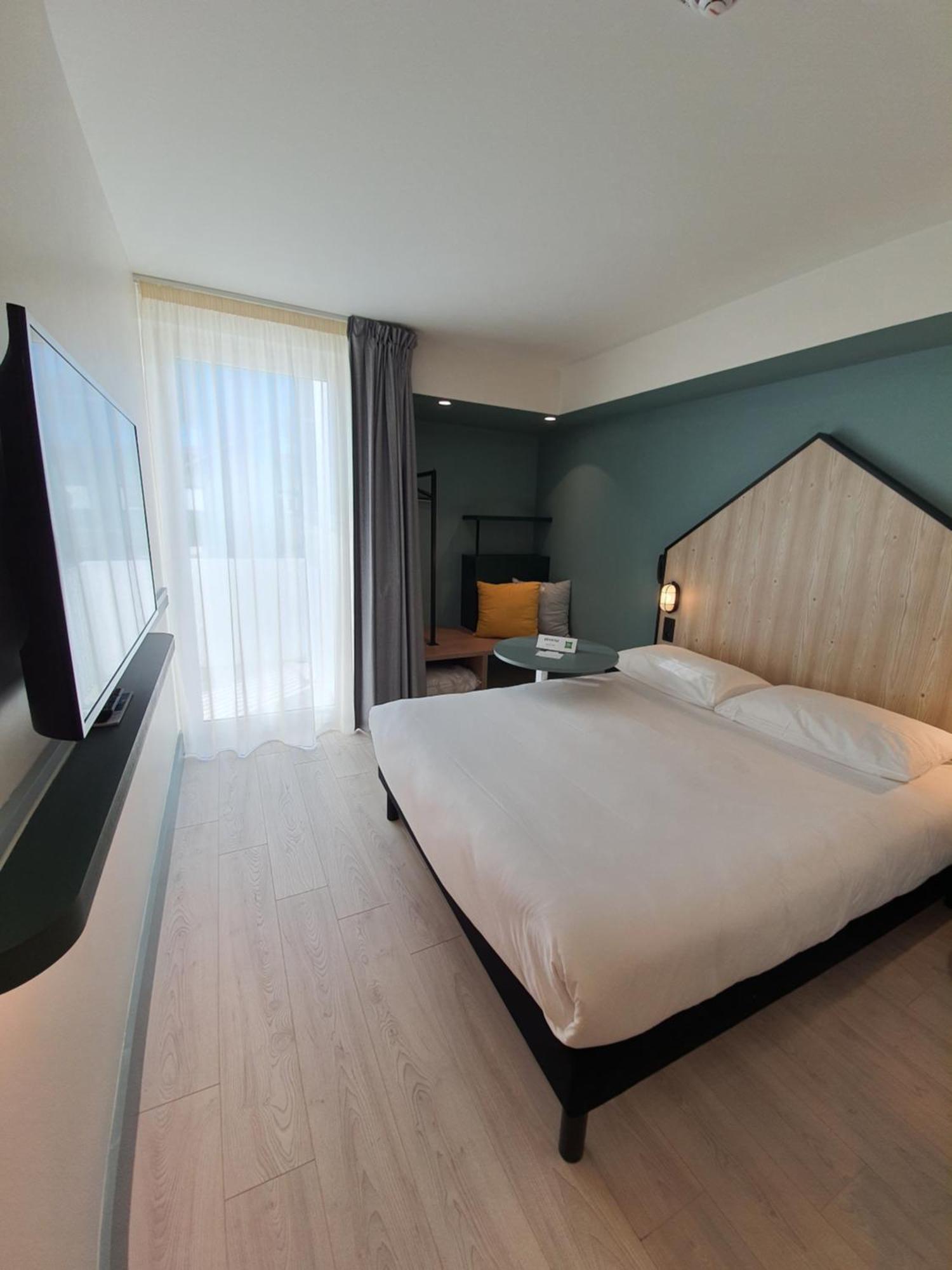 Ibis Styles Arcachon Gujan Mestras Exterior foto